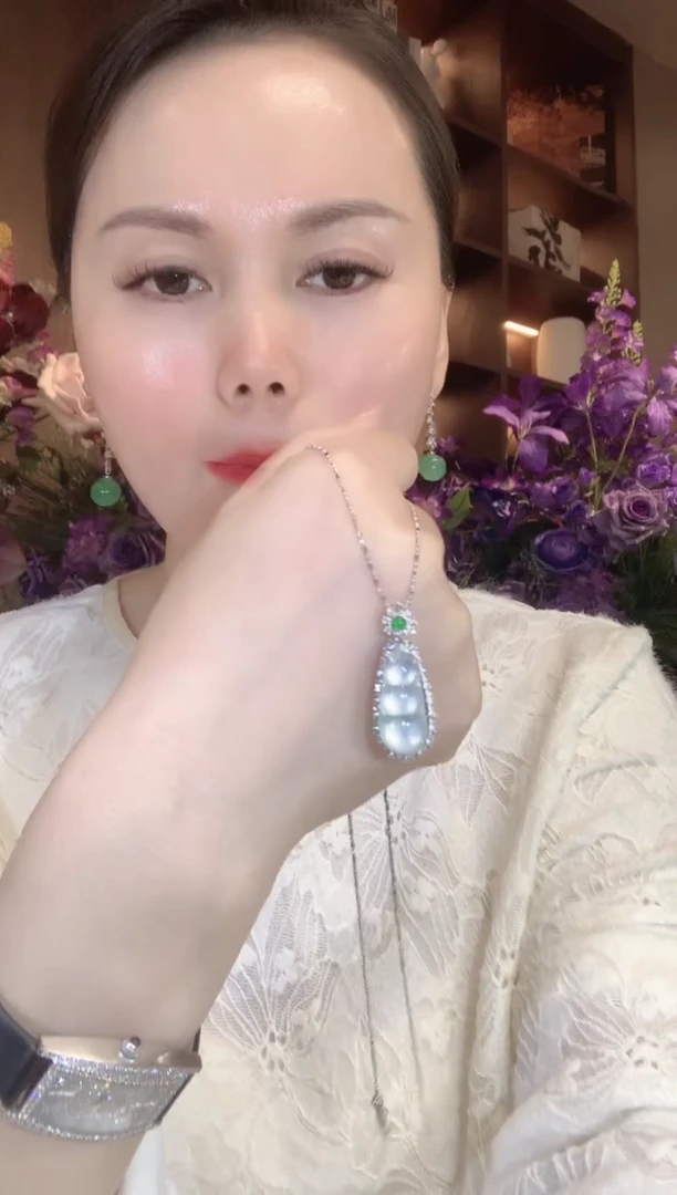 吊坠(不含链)18K金镶嵌翡翠A98