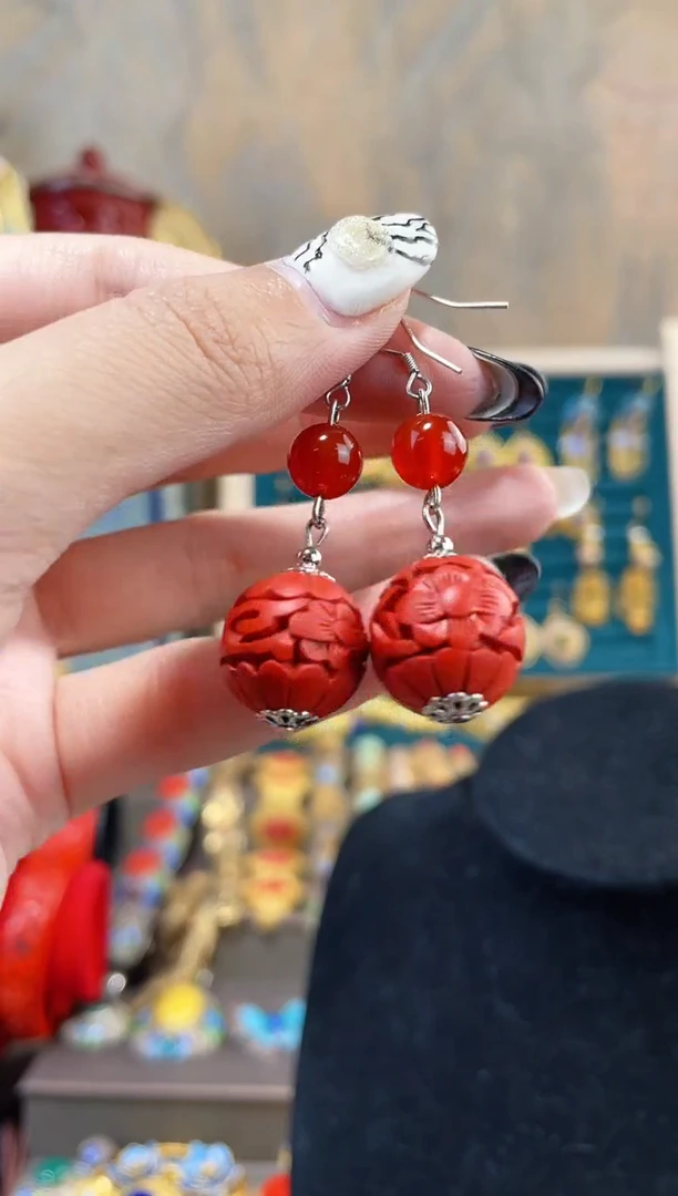 【闪购商品】非遗雕漆耳环花卉珠