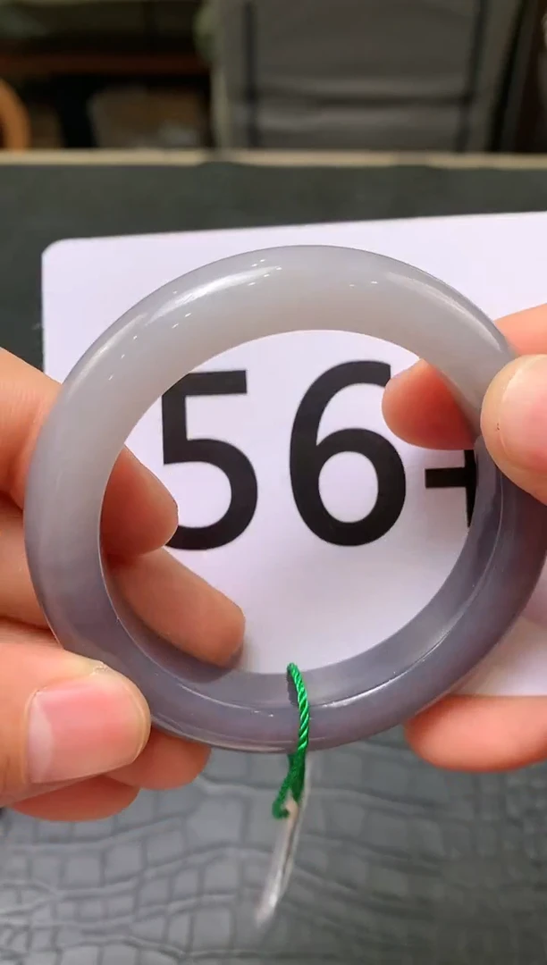 【闪购商品】和田玉手镯未镶嵌一个