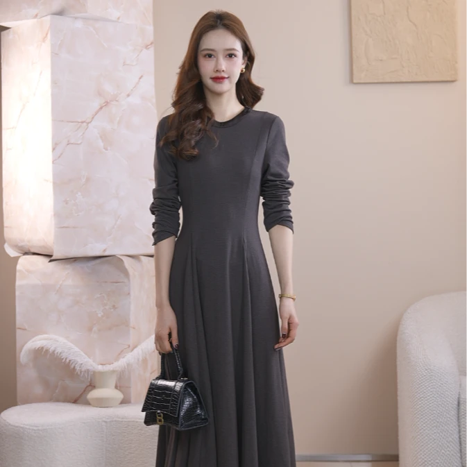 玖姿安娜蔻修身长袖美拉德复古连衣裙2025春款上新