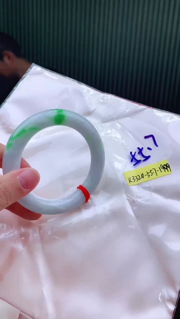 未镶嵌手镯翡翠55+