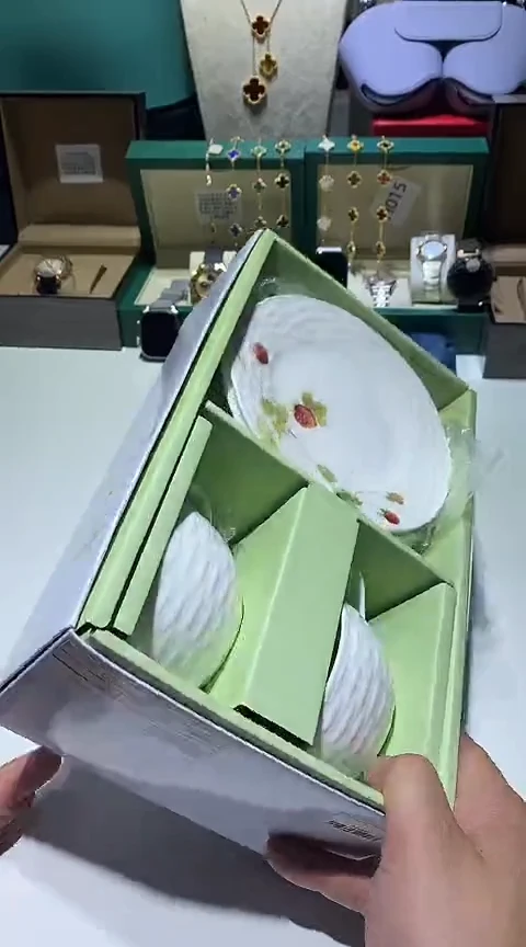 瓷片生活的本意就是开心@@1