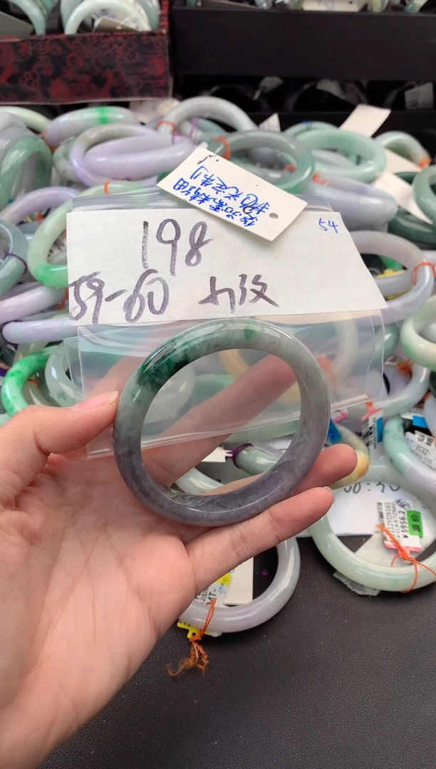 【闪购商品】定制翡翠未镶嵌毛货需精细抛光+多人