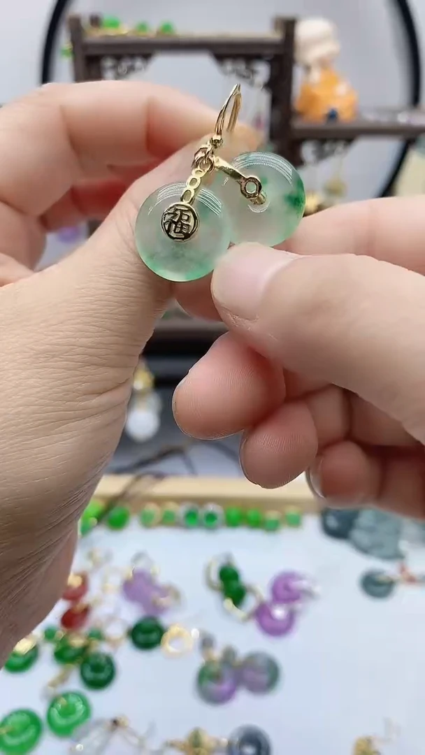 石英质玉（非洲翠）14K金镶嵌耳饰318