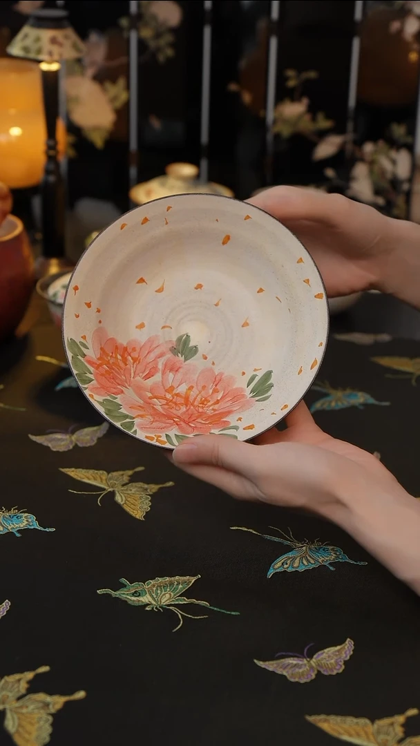 绮彩牡丹   壶承