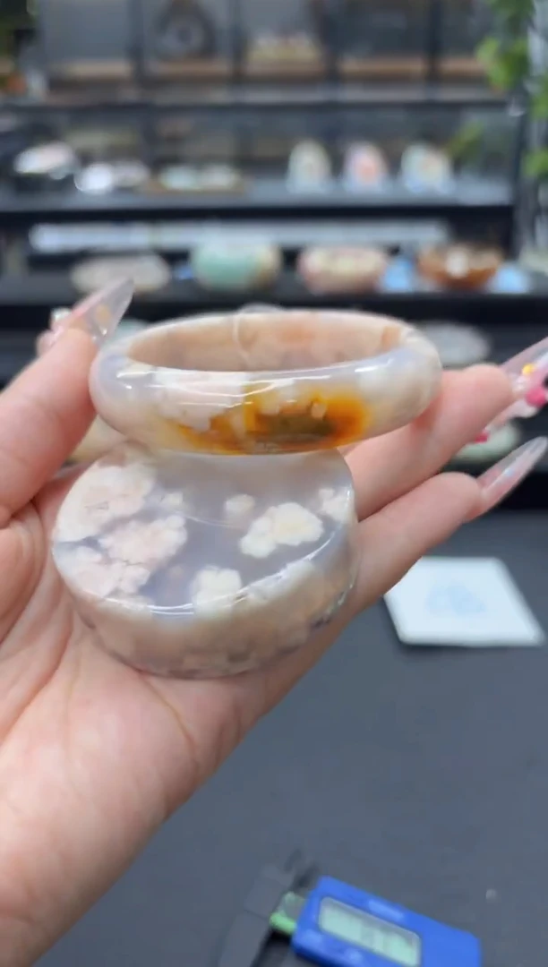 未镶嵌手镯石英质玉112(57圈赠送镯心)