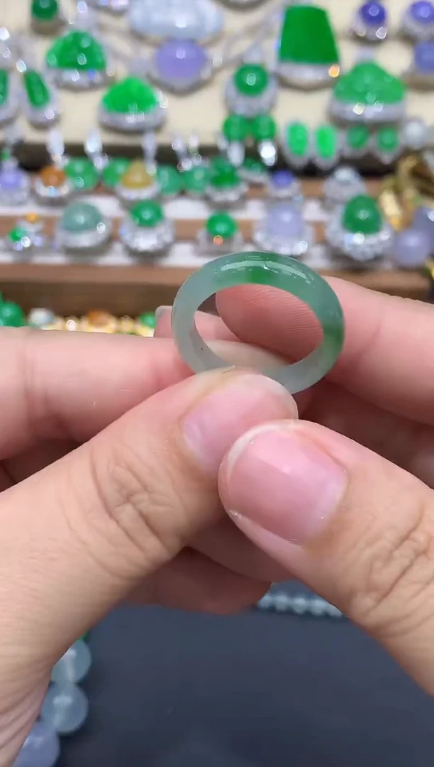翡翠戒指未镶嵌138-春日珠宝