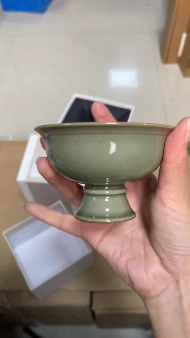 陶瓷纯手工秘色素面高足杯(一个）