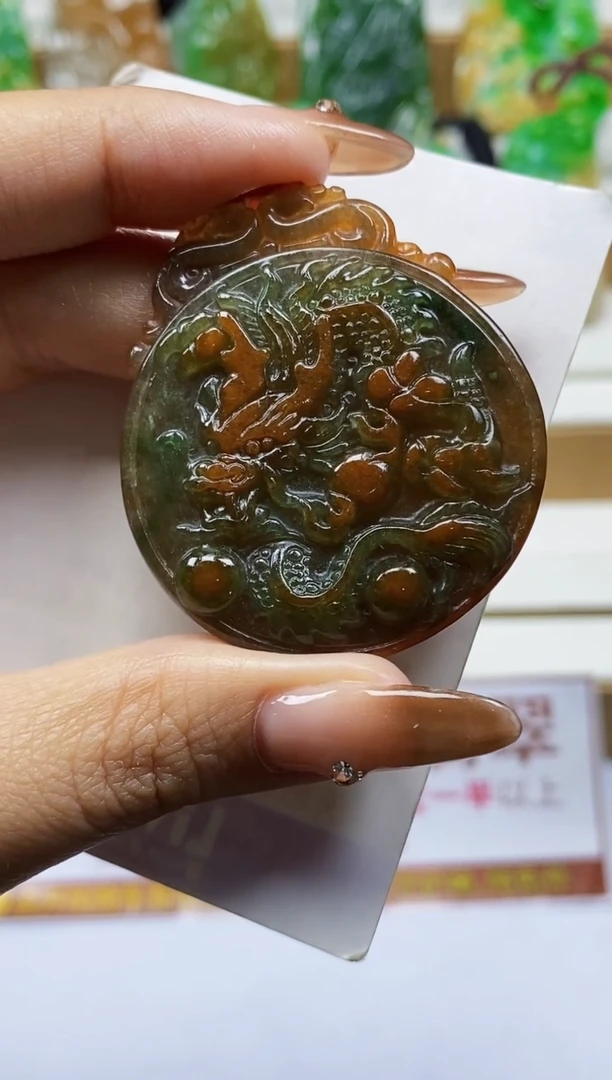 颈饰未镶嵌翡翠翡翠A货