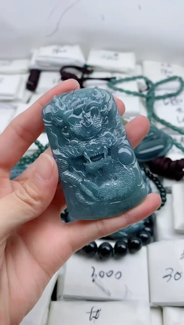 颈饰未镶嵌翡翠8