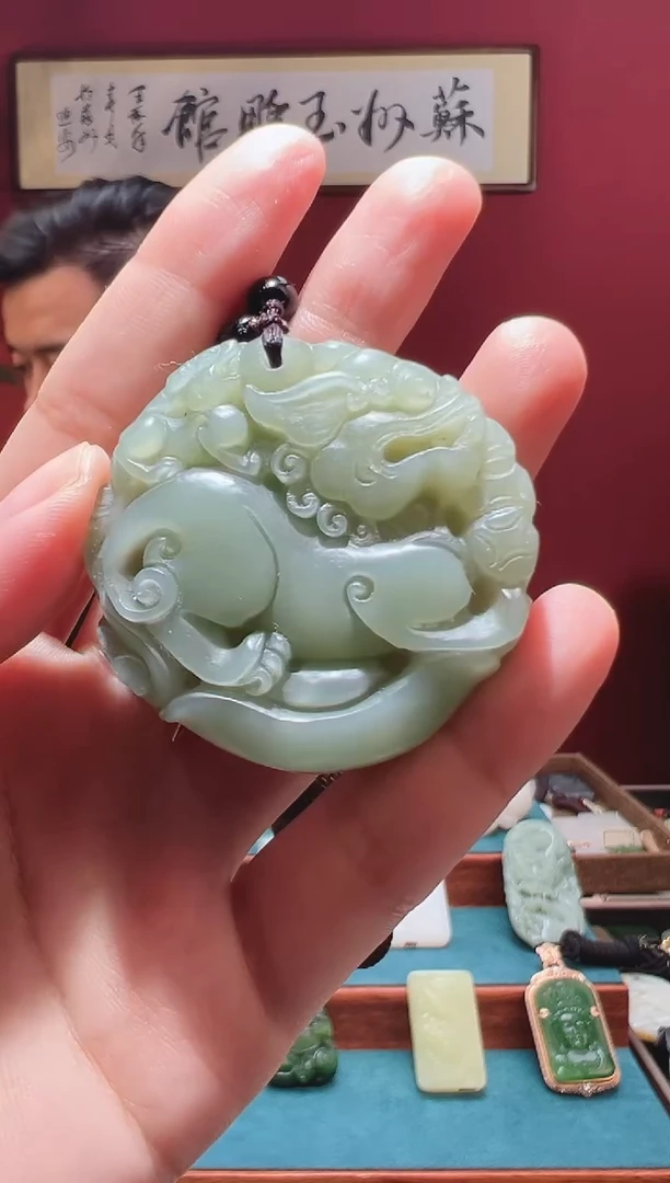 和田玉未镶嵌吊坠(不含链)1