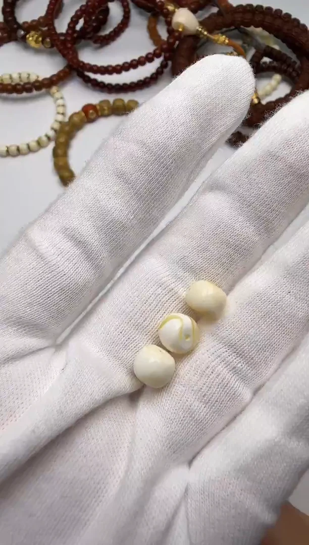 蜜蜡吊坠(不含链)未镶嵌蜜蜡吊坠
