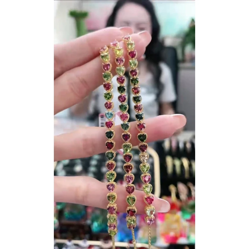 18K金镶嵌碧玺手链 多样性发其一