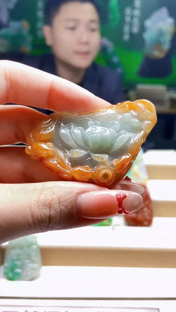 颈饰未镶嵌翡翠翡翠A货