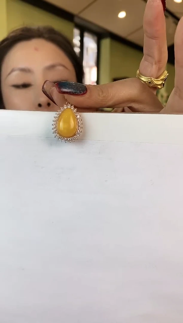 【闪购商品】琥珀颈饰未镶嵌多样性发一