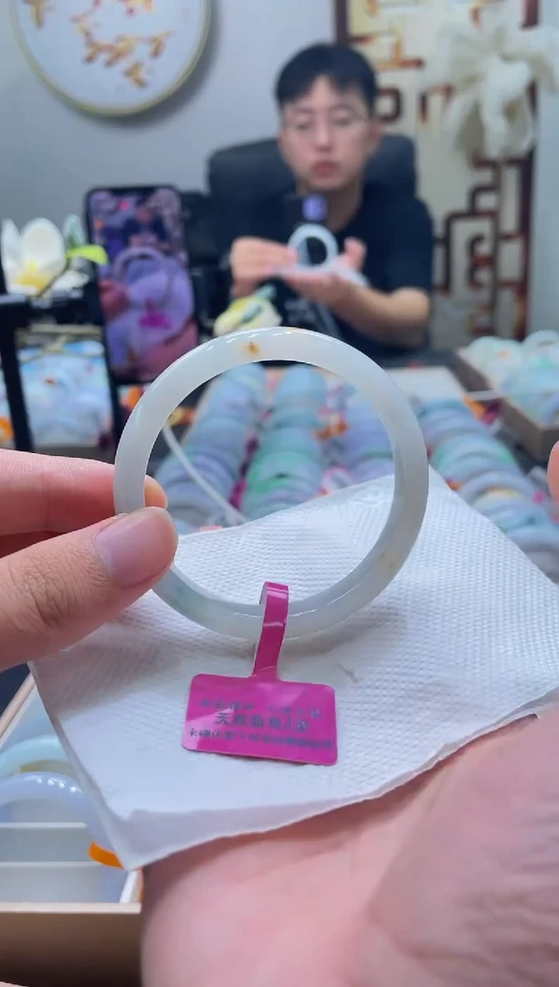 未镶嵌手镯翡翠101-56