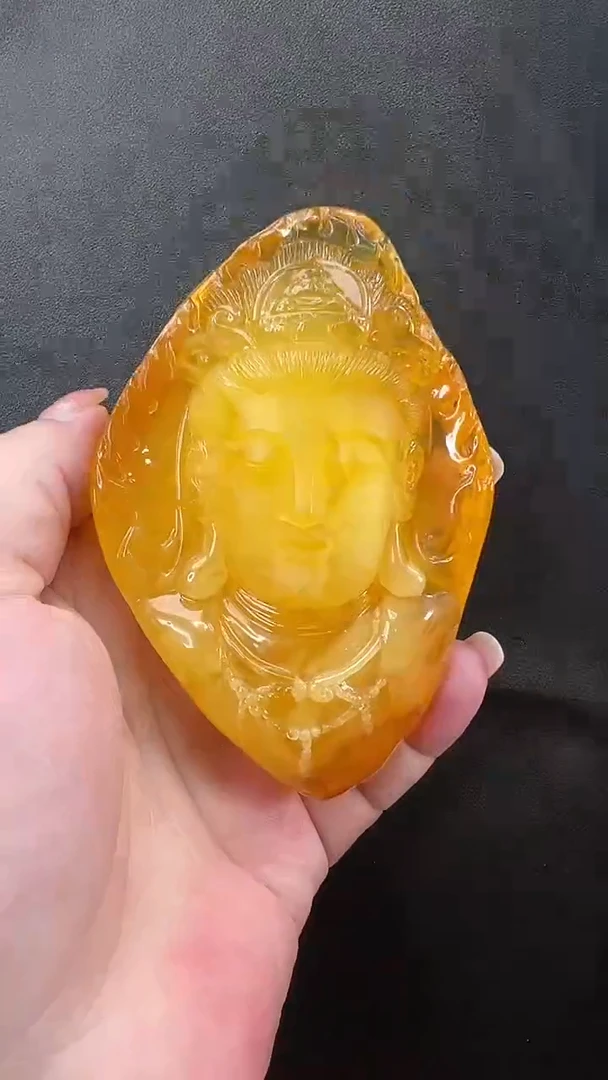 未镶嵌颈饰琥珀吊坠
