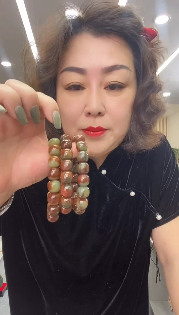 未镶嵌手链透闪石质玉多样式发货随机发一