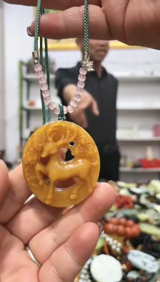 未镶嵌岫玉挂件