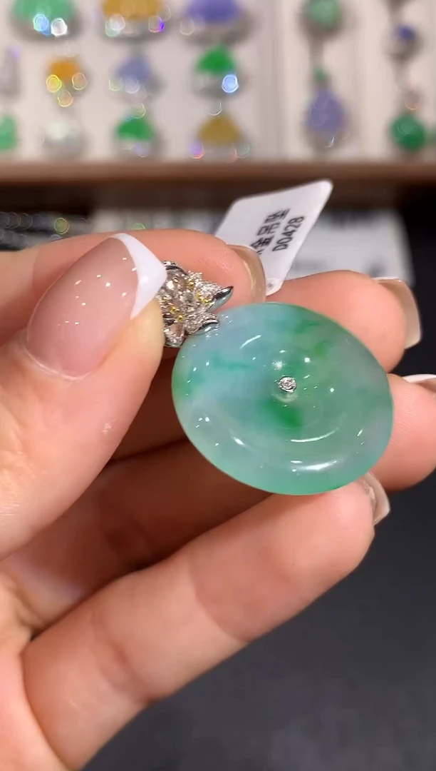 翡翠18K金镶嵌吊坠(不含链)SY0428多样性发其一