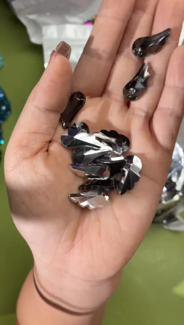 玻璃2276天使翅膀分左右各10个高级灰
