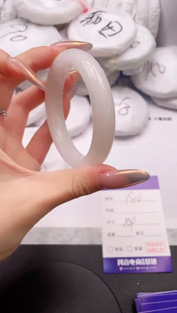 【闪购商品】和田玉手镯未镶嵌19L180-53