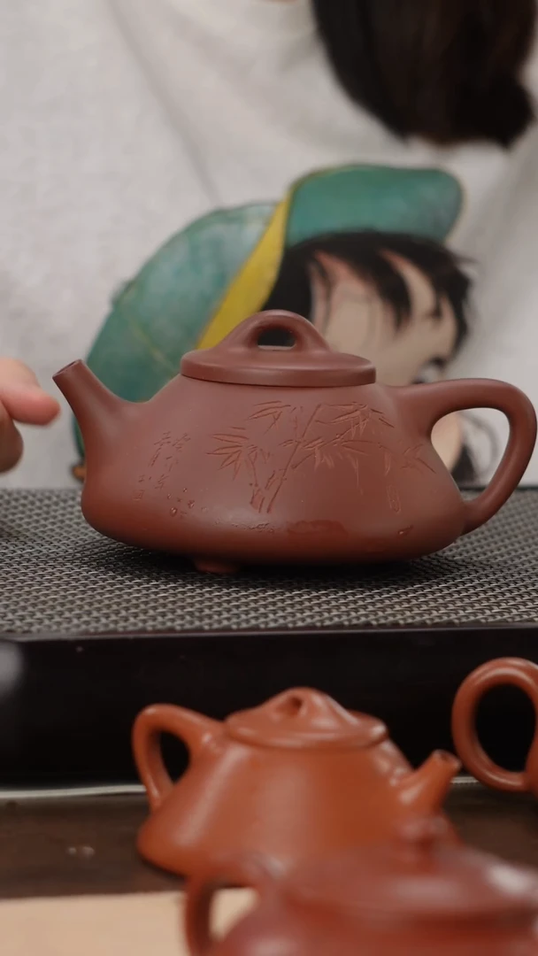 茶壶紫砂四号井底槽清精工竹刻子冶石瓢220cc