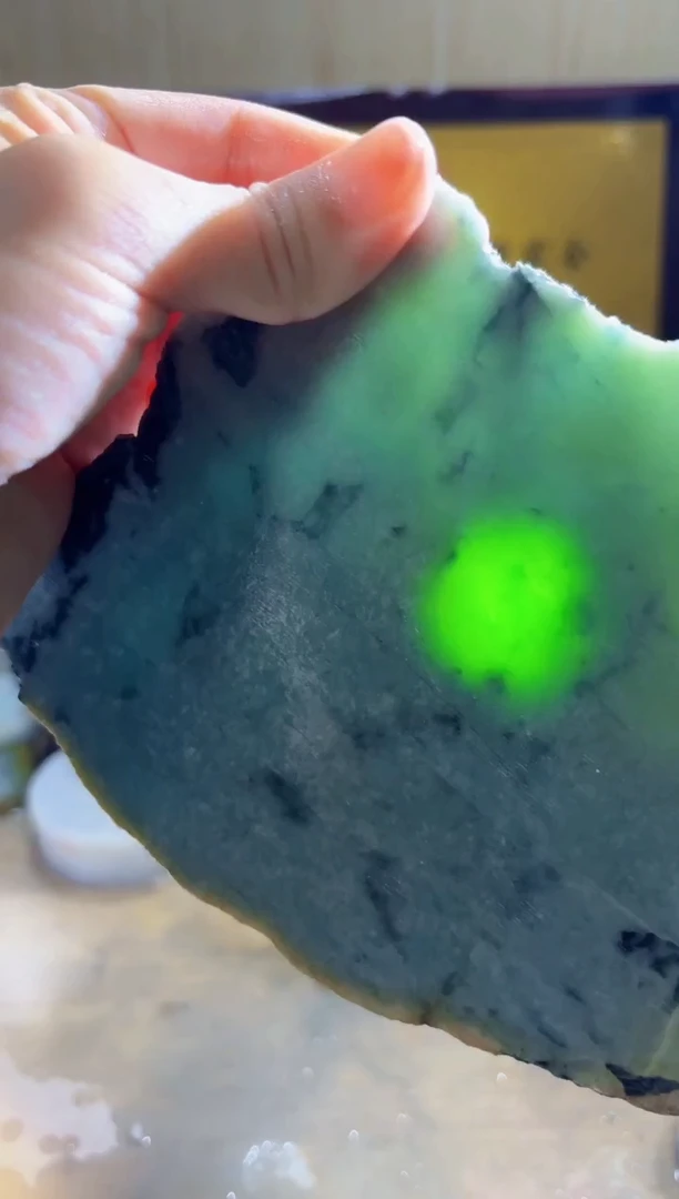 翡翠挂件未镶嵌A货丫丫璀2850