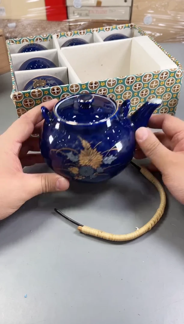 瓷片真****涂803号满30米包邮，打包不易