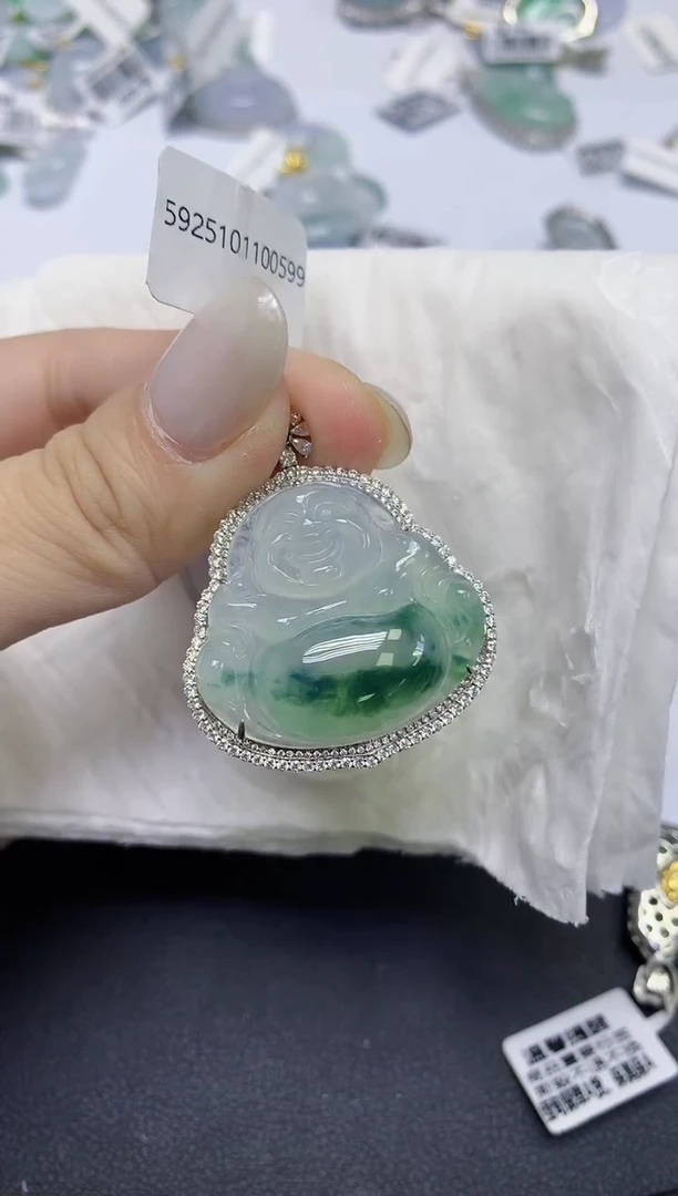 颈饰18K金镶嵌翡翠天然缅甸翡翠A货百元以上9元证书费自理