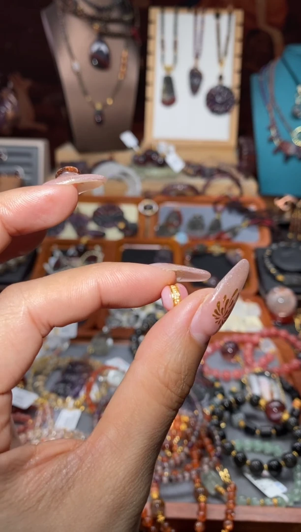 【闪购商品】石英质玉单珠18K金镶嵌粉澳宝