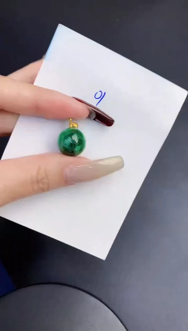 【闪购商品】翡翠颈饰18K金镶嵌0000000000