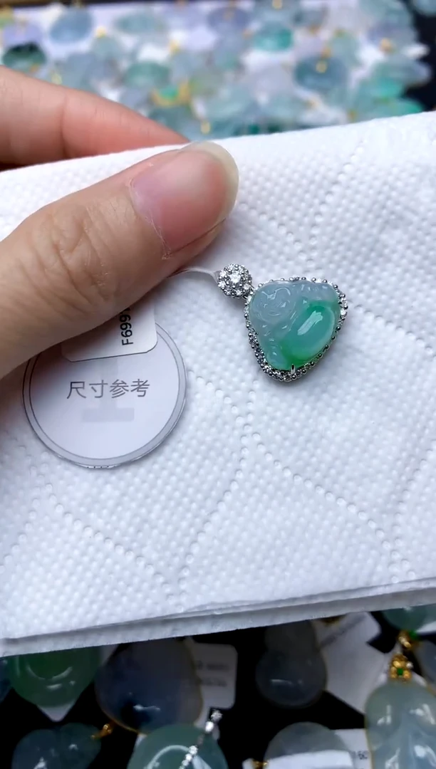 颈饰银S925镶嵌翡翠天然A货翡翠