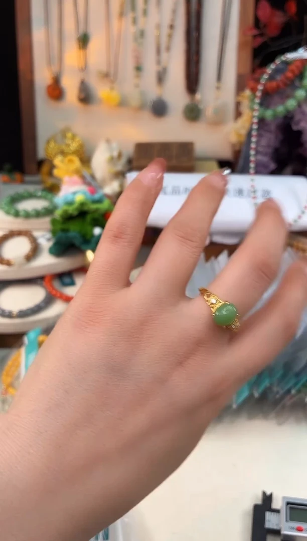 未镶嵌和田玉手饰@@I086D019959