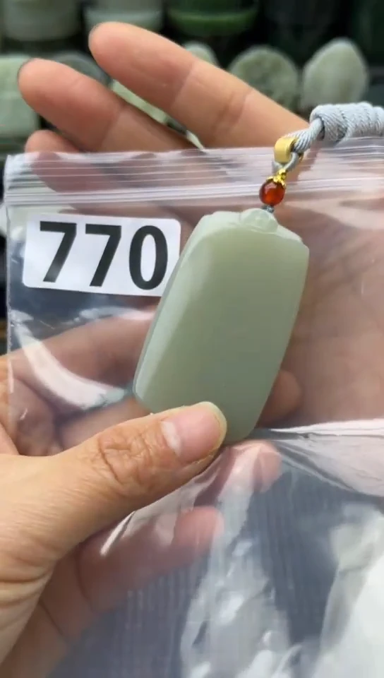 未镶嵌和田玉珠宝半成品牌子