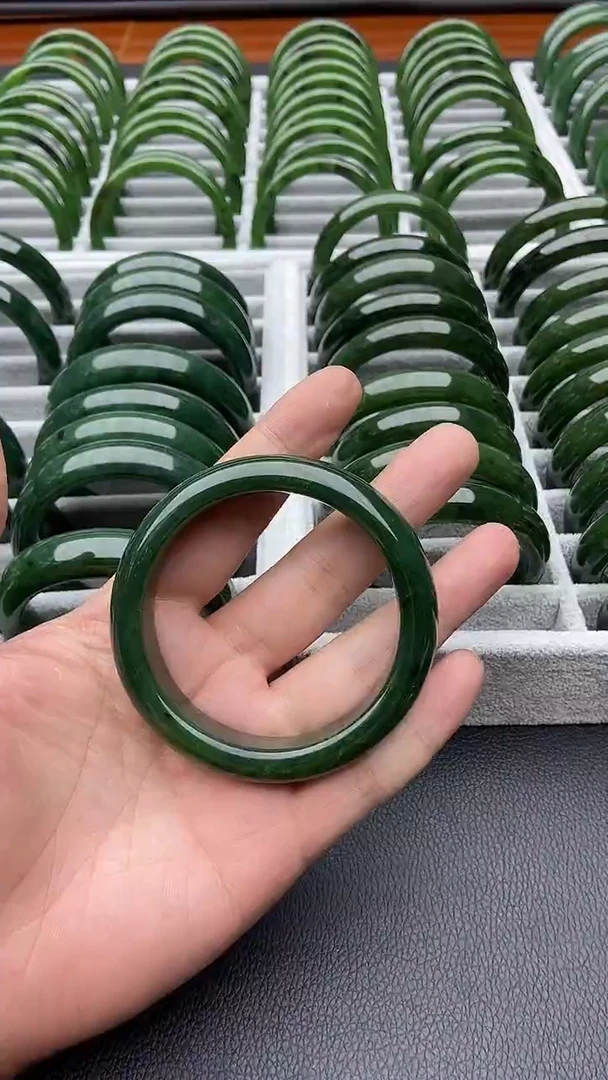 未镶嵌手镯和田玉（碧玉）52-60.1