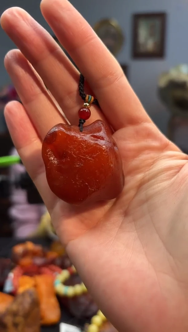 琥珀颈饰未镶嵌吊坠