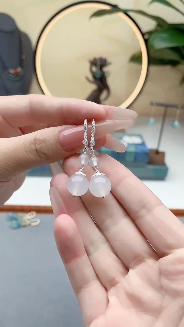 银S925镶嵌耳饰玛瑙/玉髓00白色2颗