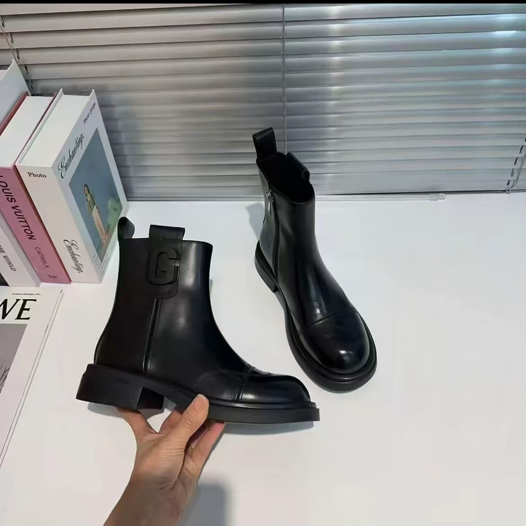 3cm/牛皮 显瘦切尔西短靴女2025年款厚底英伦风马丁靴铁头