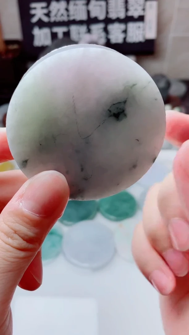 翡翠未镶嵌颈饰4500......