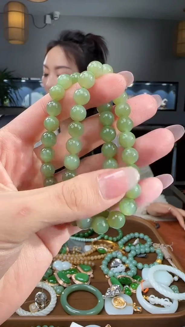 未镶嵌手链和田玉发一个