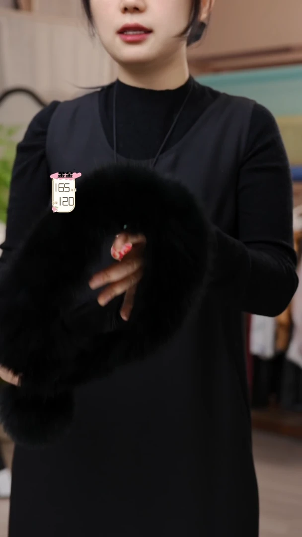 丝绸黑色狐狸毛一条