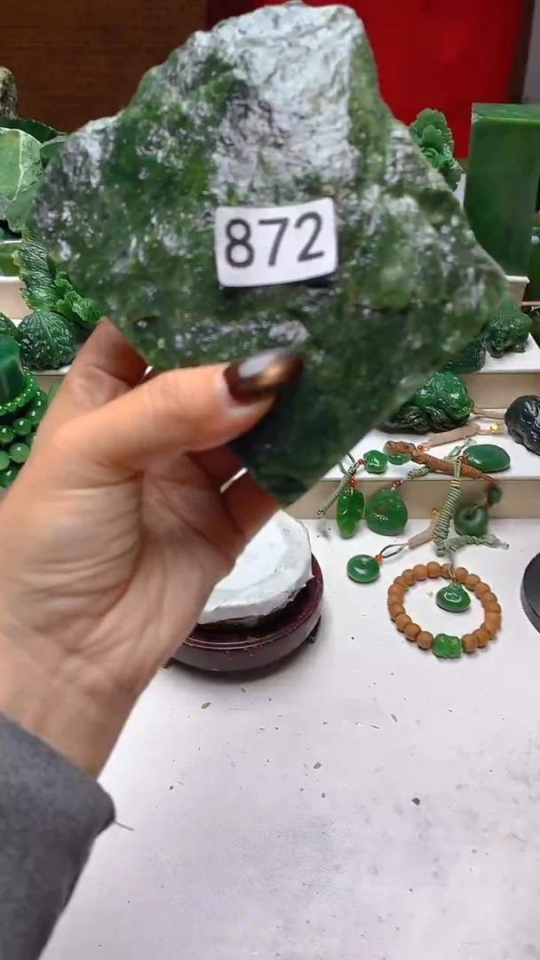 未镶嵌和田玉珠宝半成品1