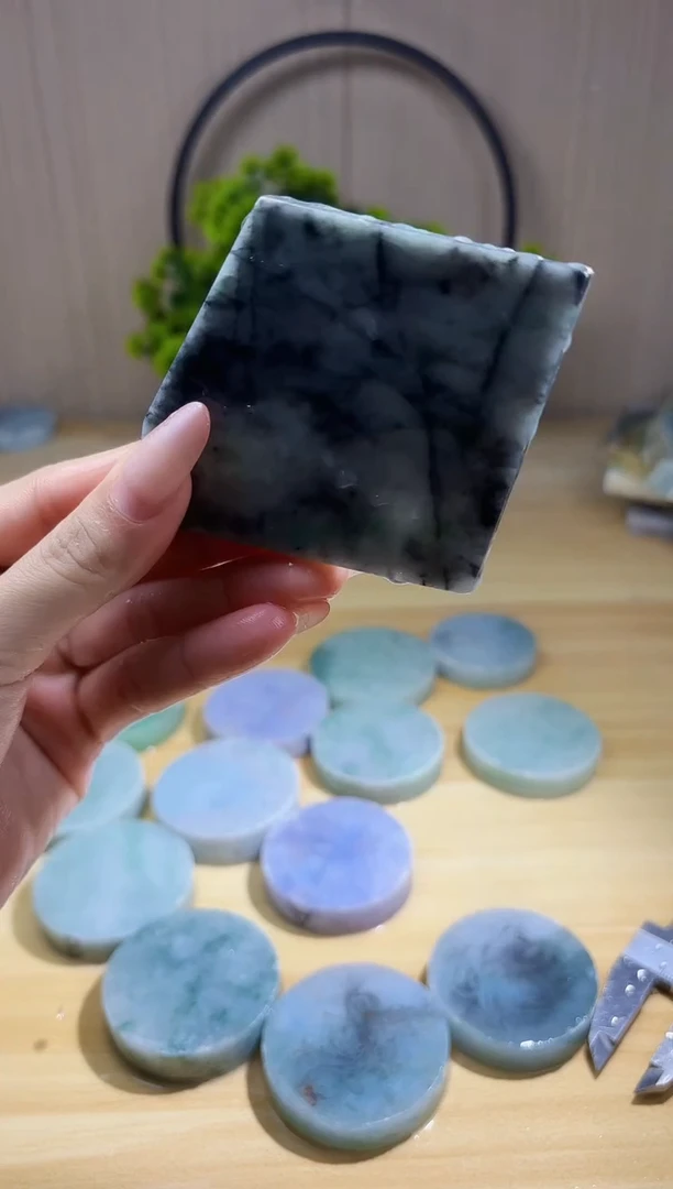 翡翠未镶嵌颈饰翡翠A货 温谭553