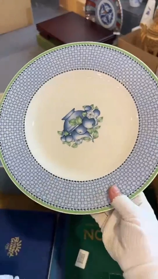 【闪购商品】中古回流瓷器好看，谨慎参拍