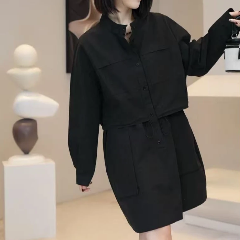 2气质减龄简约纯色工装连衣裙2025春季新款韩版抽绳系带收腰A字裙