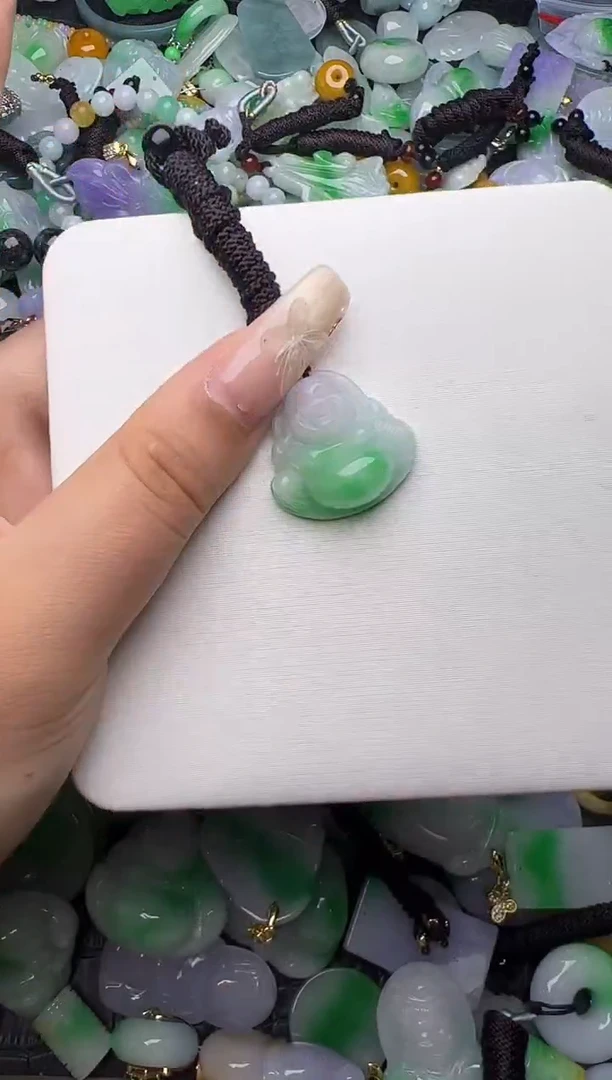 翡翠未镶嵌颈饰天然缅甸翡翠吊坠