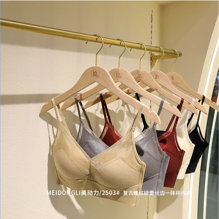 早春新款复古螺纹棉蕾丝边无痕抹胸一体杯薄款百搭吊带背心