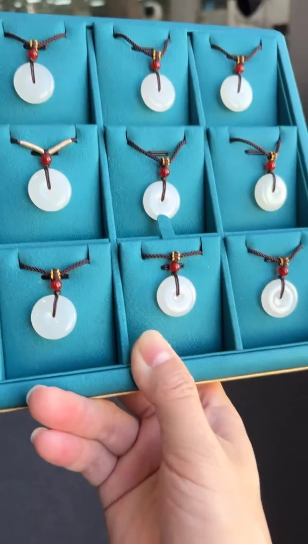 【闪购商品】和田玉吊坠未镶嵌平安扣多样性发一件