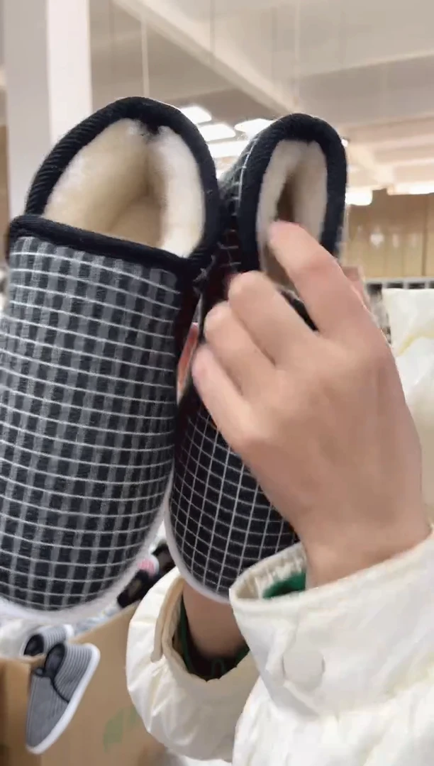 3-15黑格棉鞋39码